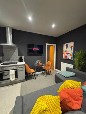 Cozy 1-Bedroom Getaway